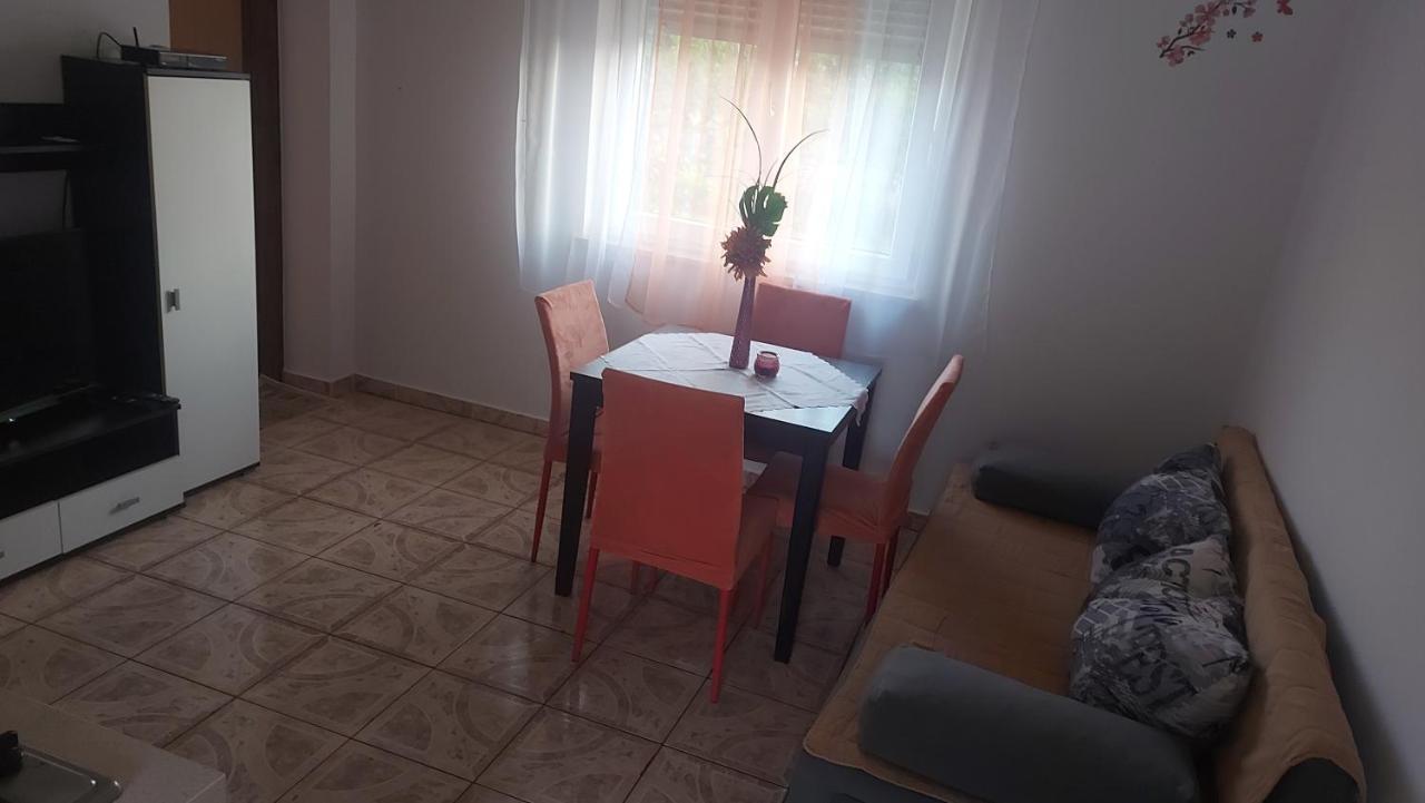Apartman Sneky Vodnjan Esterno foto